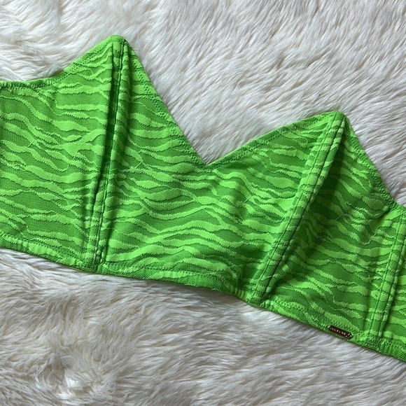 Savage Fenty Lime Green Bra Top - Picture 8 of 9